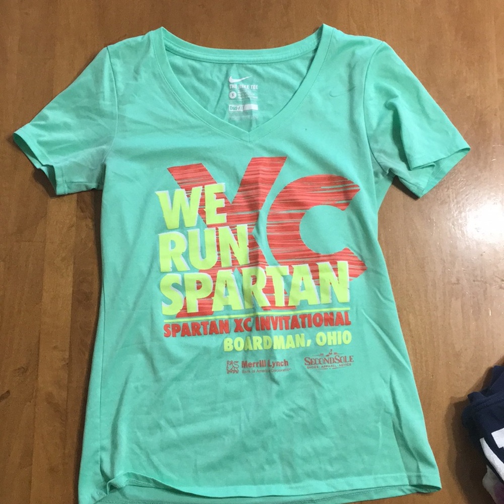 Athletic vneck (small)